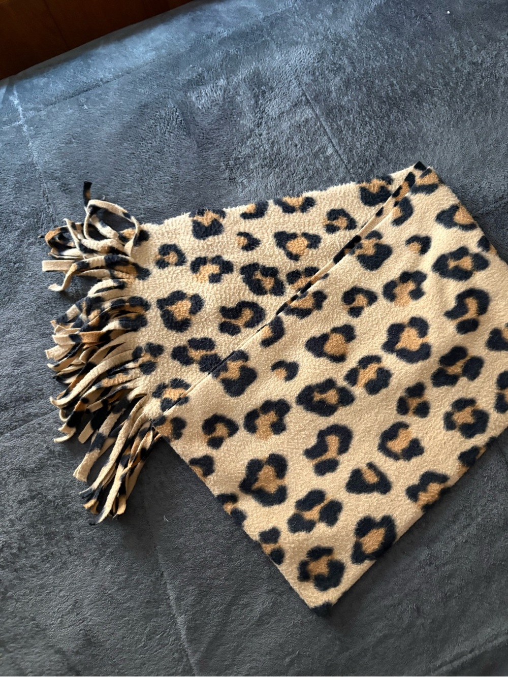 Old Navy  Leopard Print Fringe Scarf - Tan, Black